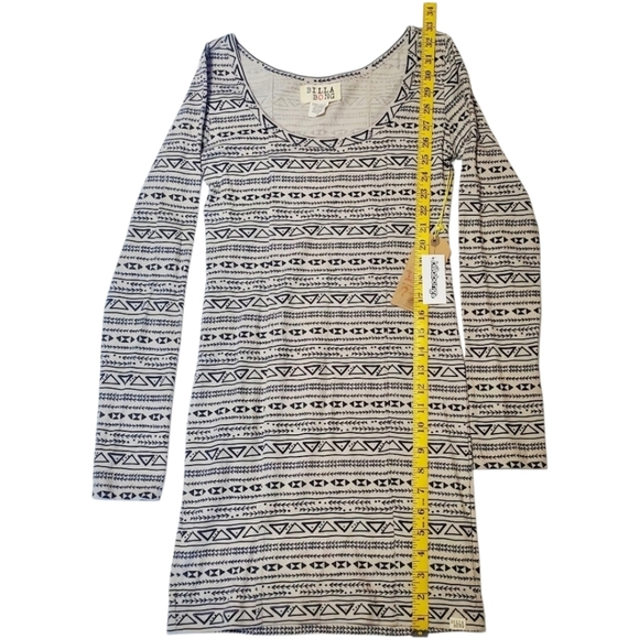 Billabong Tribal Fully Printed Dress Tan/Navy Size Medium NWT. - Picture 7 of 16